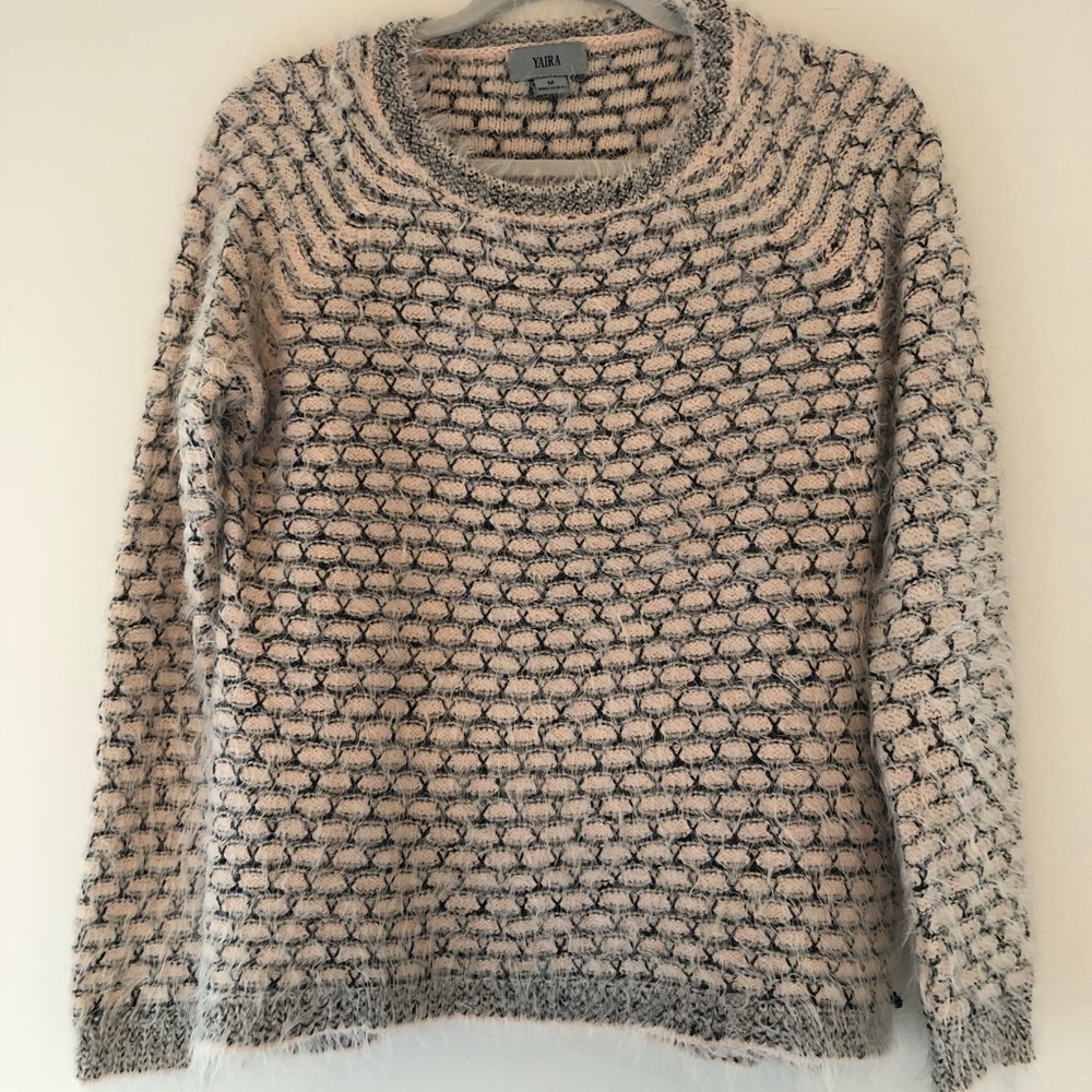 Women’s Yaira Sweater